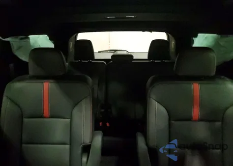 2025 Chevrolet Traverse Rs from USA, damaged, VIN 1GNEVLRS8SJ268618